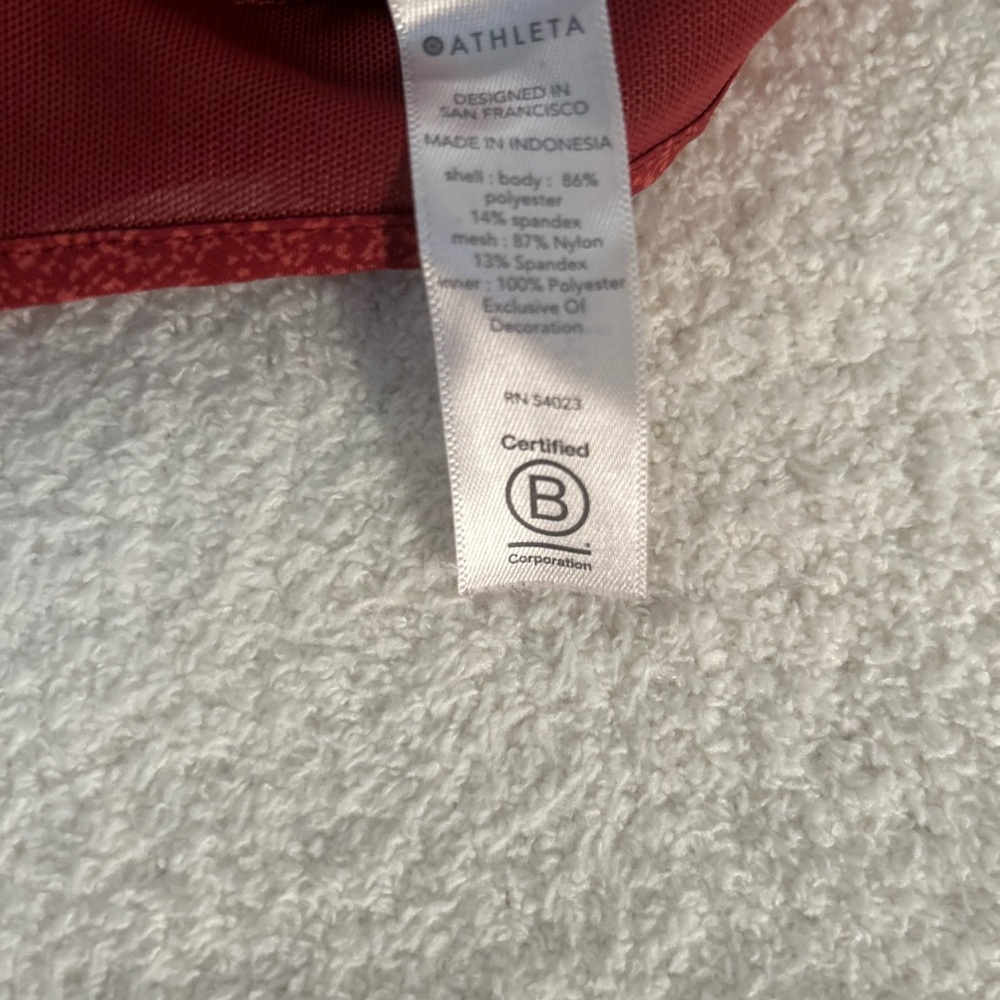 Athleta Mesh Racer Run Shorts Rust Red Speckled Size M - Picture 9 of 10